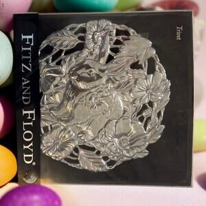 Fitz and Floyd Silver Tone Rabbit Yrivey in Original Box Vintage